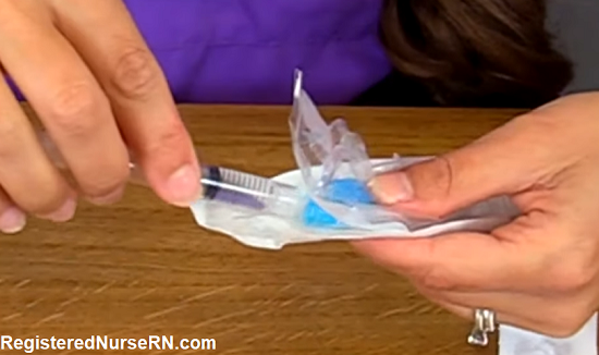 ampule, nursing skills, withdrawing medication, breaking an ampule